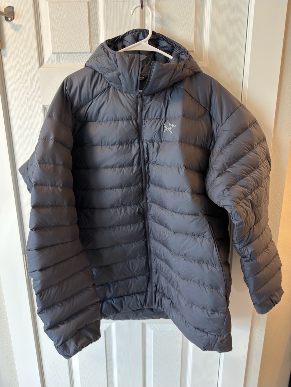 Arc'teryx Men's Cerium Hoody Puffer Jacket - Black Sapphire